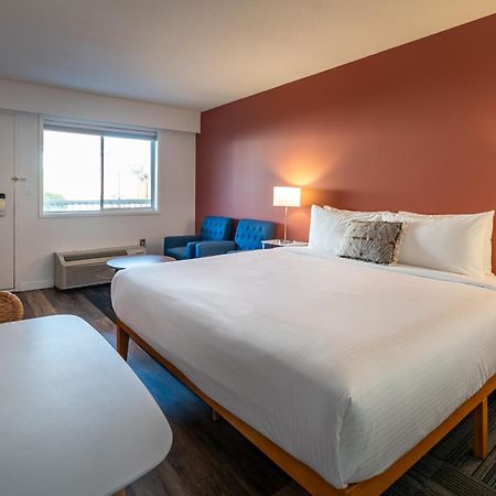 Okanagan Lakefront Resort Penticton Extérieur photo
